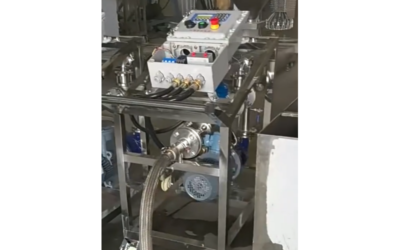 大型定量罐装一体机卸货机远程遥控